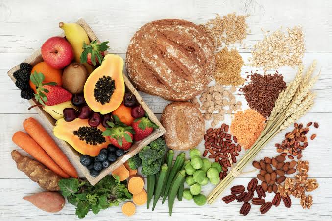 Alimentos ricos em fibras podem fazer parte de uma alimentação equilibrada
